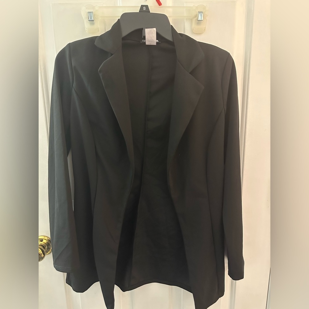 Women’s black blazer